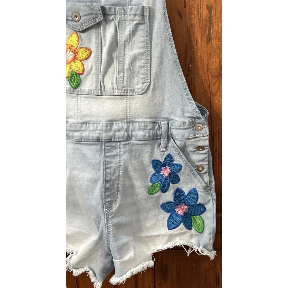 No Boundaries Y2K Denim Overalls Shorts Embroidered Flowers Pockets Sz Small Med - Picture 3 of 10